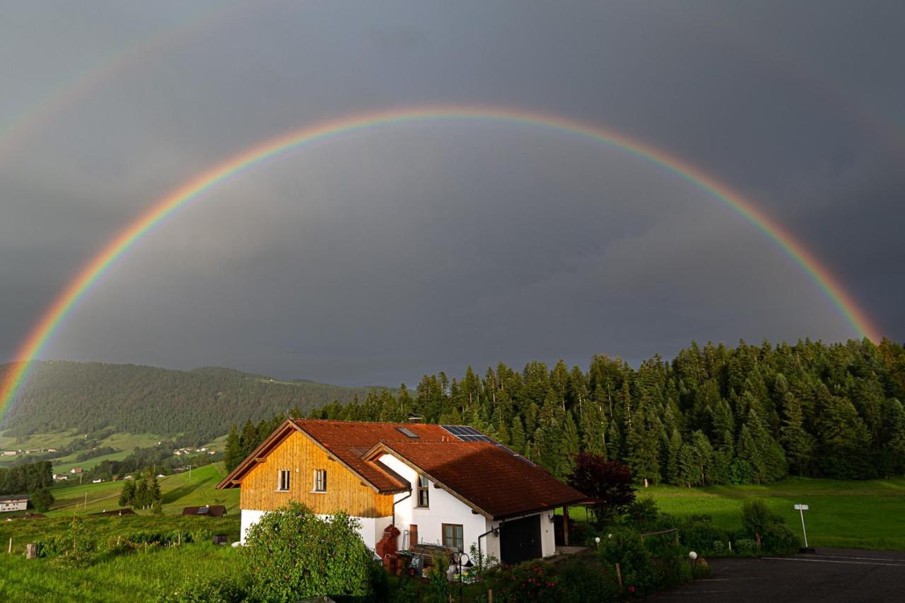 Ferienwohnungen Pension Sonnblick Krumbach  Bagian luar foto