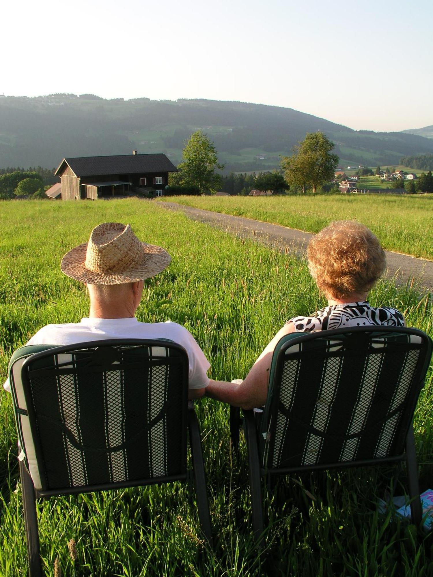 Ferienwohnungen Pension Sonnblick Krumbach  Bagian luar foto