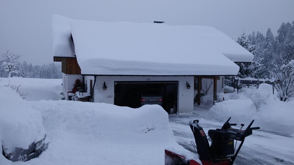 Ferienwohnungen Pension Sonnblick Krumbach  Bagian luar foto