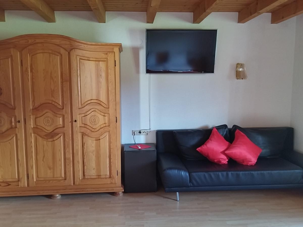 Ferienwohnungen Pension Sonnblick Krumbach  Bagian luar foto
