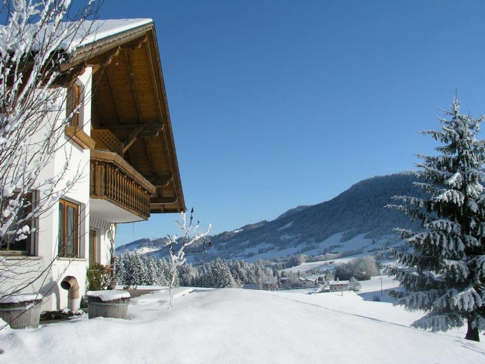 Ferienwohnungen Pension Sonnblick Krumbach  Bagian luar foto